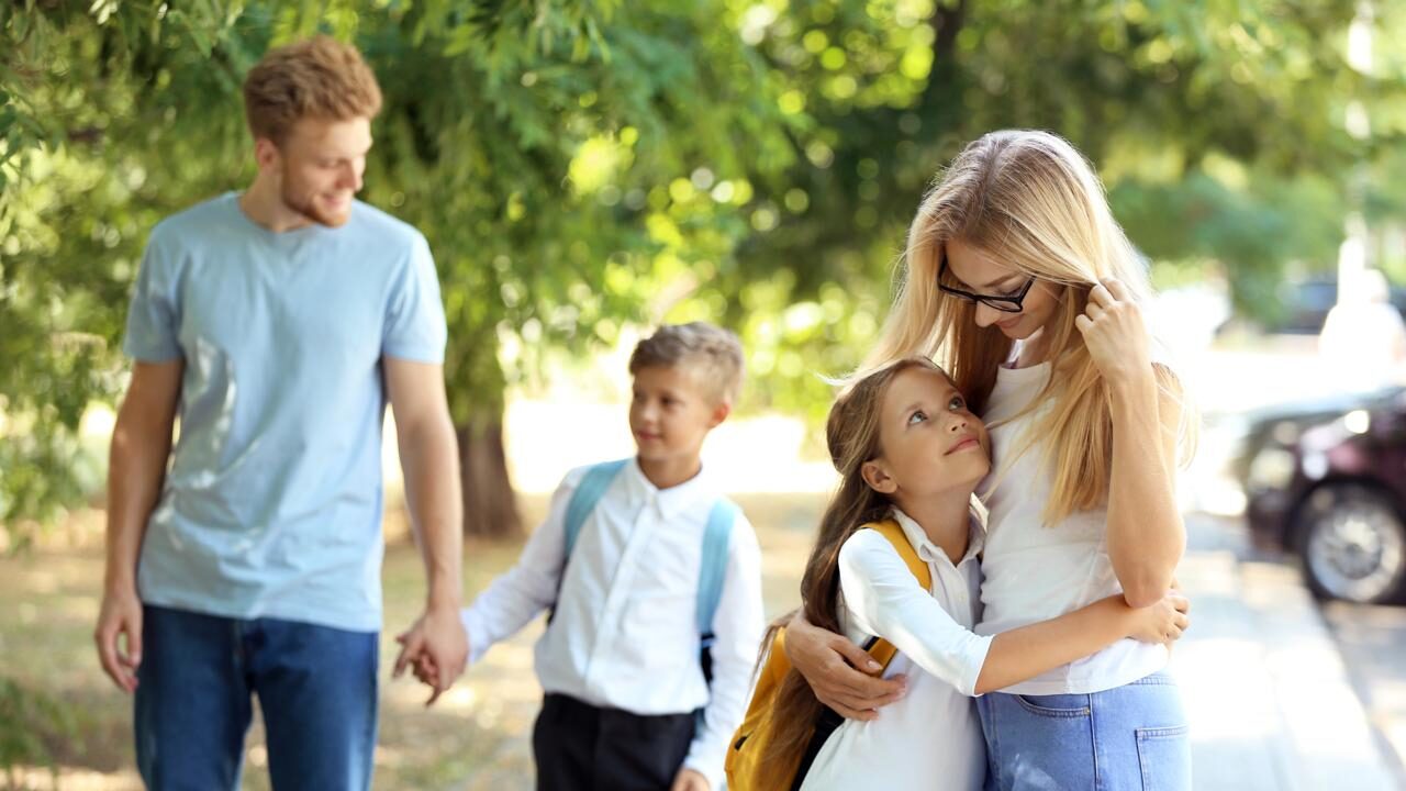 Mamme attive e bambini seguiti in sicurezza
